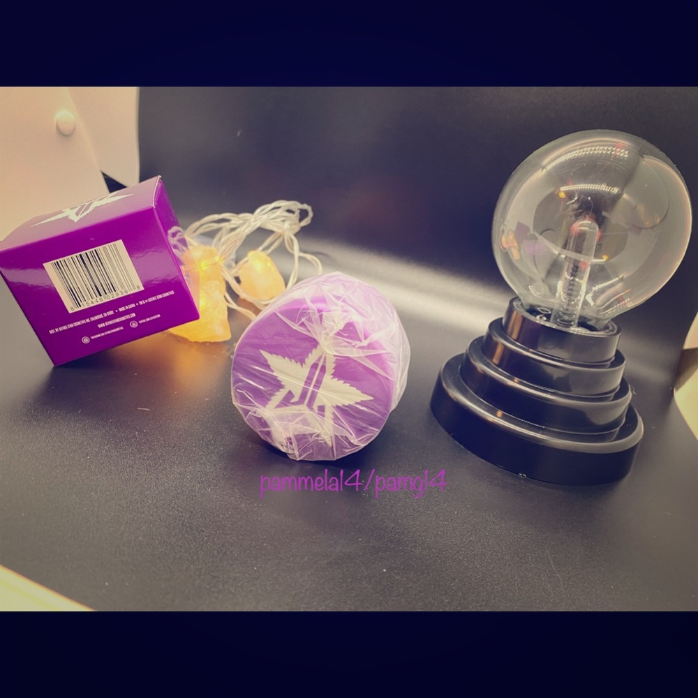 Jeffree star ⭐️ 63mm violet